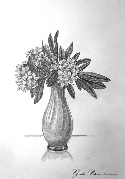 Rhododendronblüten in einer Vase, Zeichnung mit Bleistift 2B/4B DIN A 3