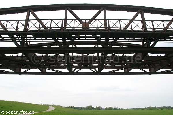 Eisenbahnbrücke bei Dömitz